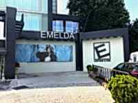 Emelda Yan Cephe Çalışması